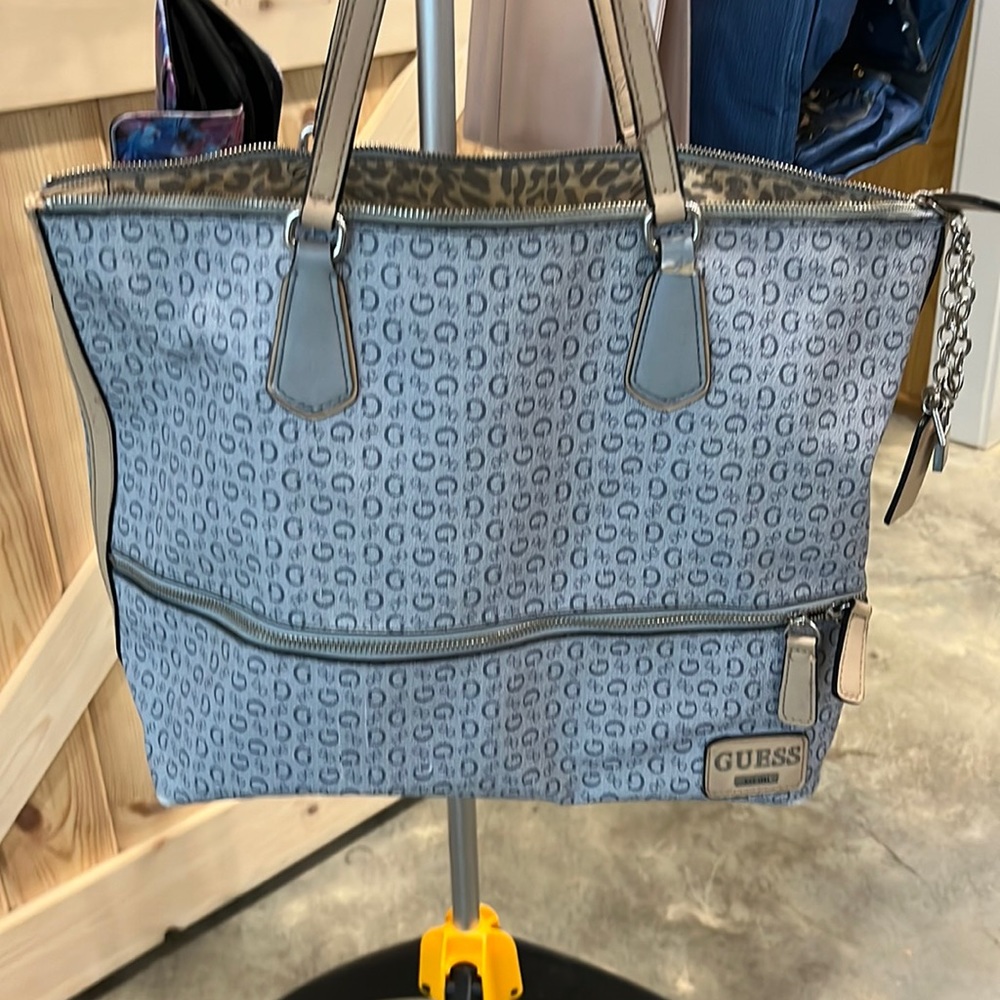 Guess shoulder bag